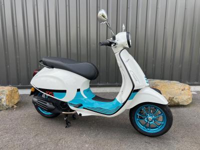VESPA PRIMAVERA 125