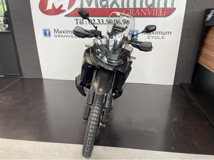 CF MOTO 800 MT-X 