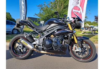TRIUMPH SPEED TRIPLE 1050 RS
