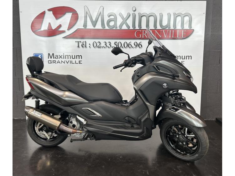 YAMAHA TRICITY 300