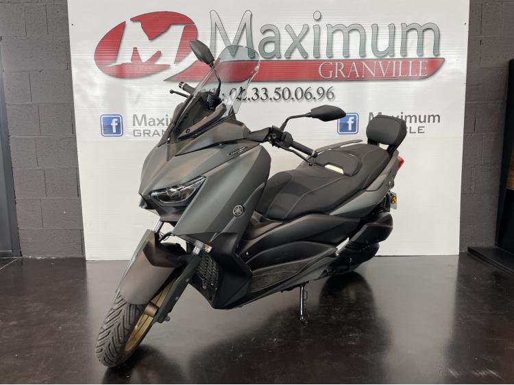 XMAX 300 Tech Max