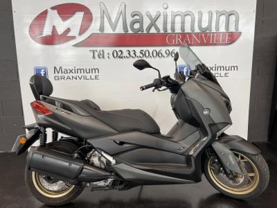YAMAHA XMAX 300 Tech Max