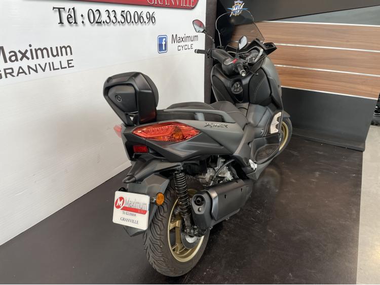 XMAX 300 Tech Max